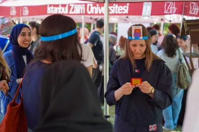 İZÜ’de İngilizce Dil Şenliği Coşkusu