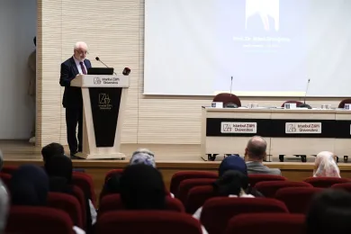 Hemşirelerimiz Geleceğimiz Sempozyumu İZÜ’de Yapıldı