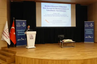 III. Lisansüstü Kongresi Şener Aktürk Konferansıyla Başladı