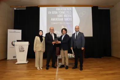 kanat-amerika-yol-ayrımında-17430f9d7f5114c44b76d96499b0cd4c8.jpeg