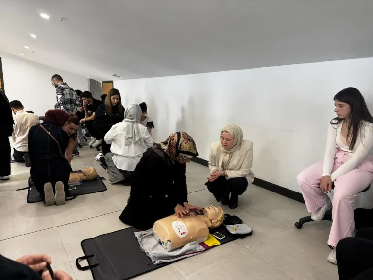 Özel Eğitim Bölümü Öğrencileri İlk Yardım Eğitimi Aldı