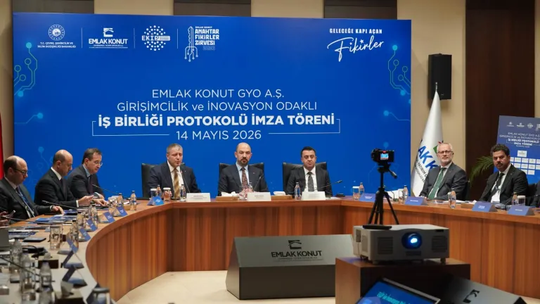 İZÜ "Anahtar Fikirler Zirvesi 2026"nın Paydaşı Oldu