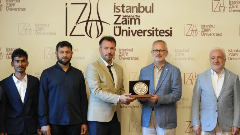 İZÜ ve Arakan Derneğinden Ortak İş Birliği Adımı