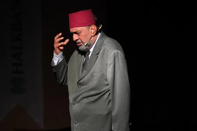 “Firavunla Yüz Yüze” İZÜ’de Sahnelendi