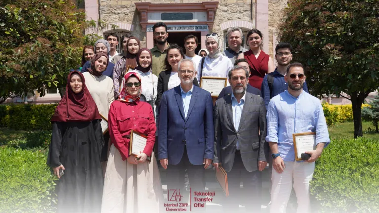 İZÜ’de TÜBİTAK 2209 Başarısı: Öğrenci ve Danışmanlara Tebrik Belgeleri Takdim Edildi