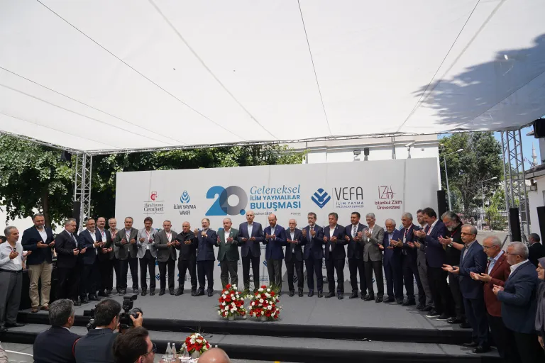 İlim Yayma Ailesi Vefa'da Bir Araya Geldi